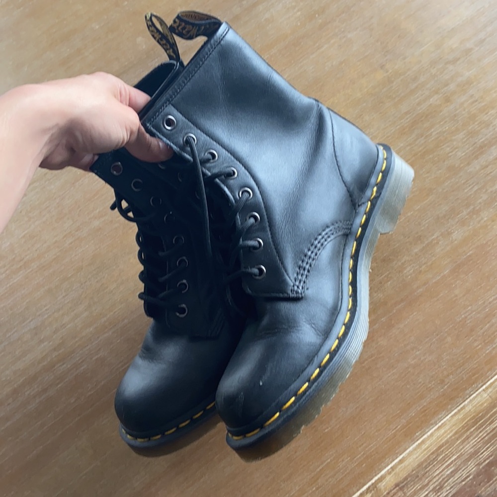 Black womens doc martens size 8